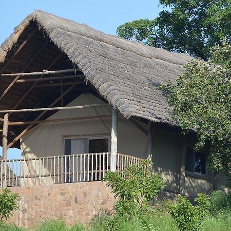 Zaina Lodge Wa Ngoại thất bức ảnh