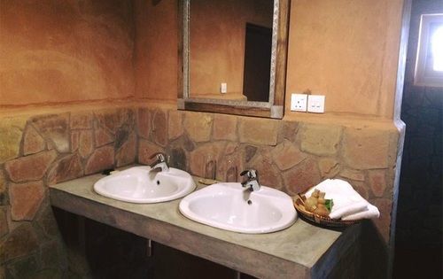 Zaina Lodge Wa Ngoại thất bức ảnh